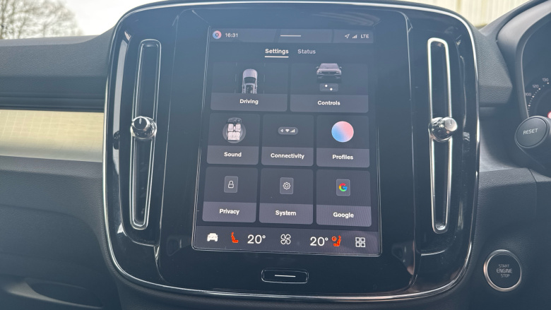 Volvo XC40 2.0 B3P Plus Black Edition 5dr Auto Petrol Estate